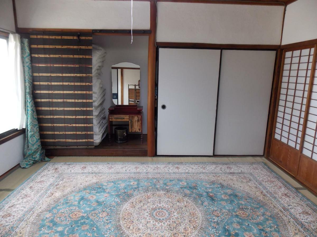 Guesthouse Yawara Okajama Exteriér fotografie